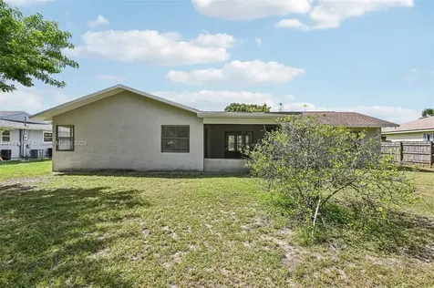1581 SE Coply Street Port St. Lucie FL 34983