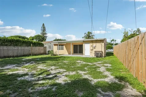 1828 N J Street Lake Worth FL 33460