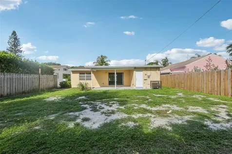 1828 N J Street Lake Worth FL 33460