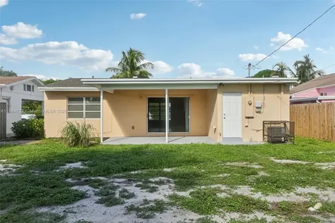 1828 N J Street Lake Worth FL 33460
