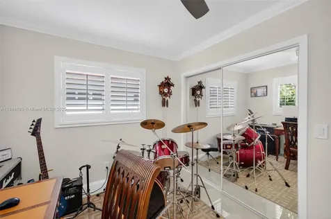 2833 NW 10th Avenue Wilton Manors FL 33311