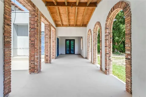 6460 SW 94th Street Pinecrest FL 33156