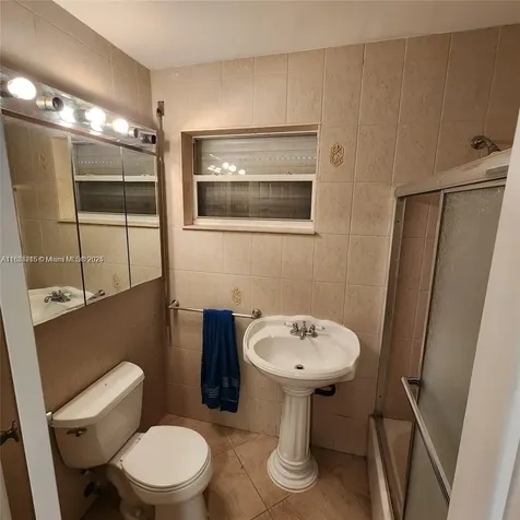 1843 Wiley Street Hollywood FL 33020