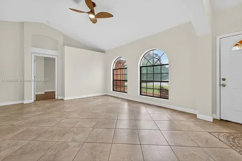 3214 SE West Snow Road Port St. Lucie FL 34984