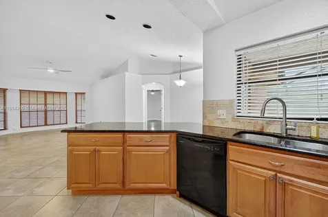 3214 SE West Snow Road Port St. Lucie FL 34984