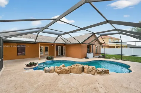 3214 SE West Snow Road Port St. Lucie FL 34984