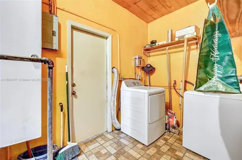 15770 NE 18th Court North Miami Beach FL 33162