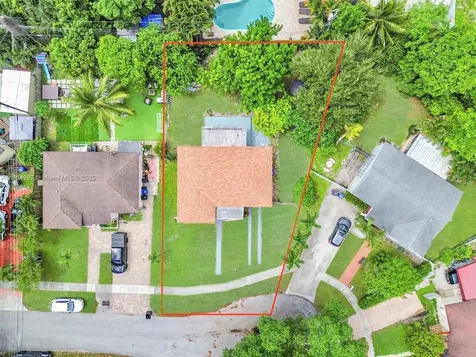 15770 NE 18th Court North Miami Beach FL 33162