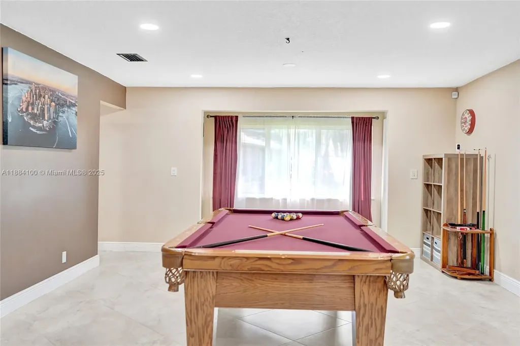 10419 NW 1st Place Coral Springs FL 33071