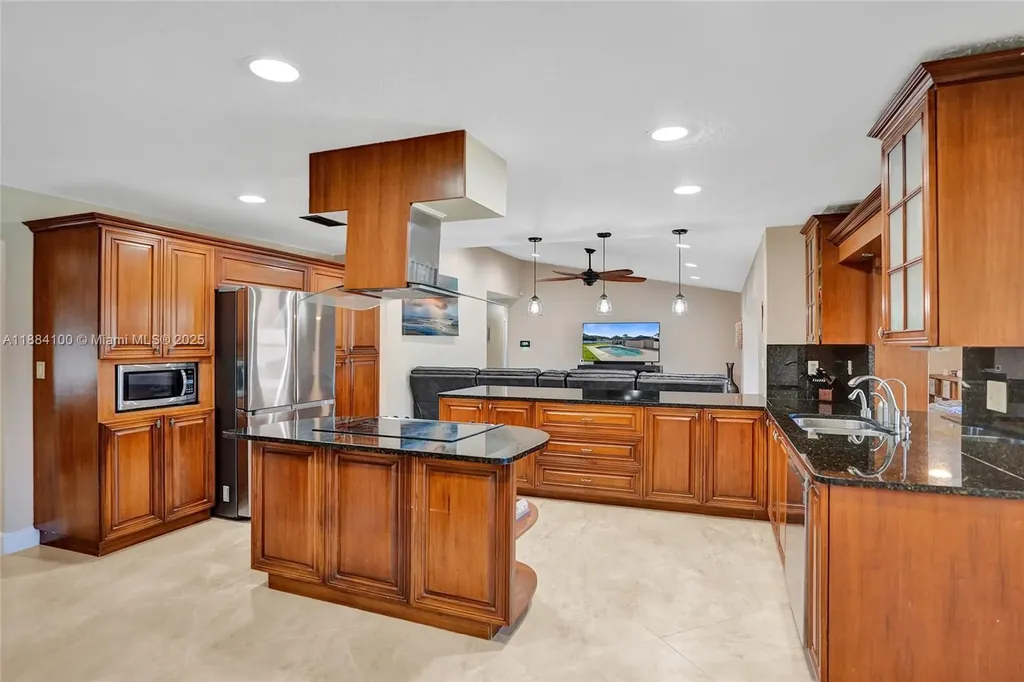 10419 NW 1st Place Coral Springs FL 33071