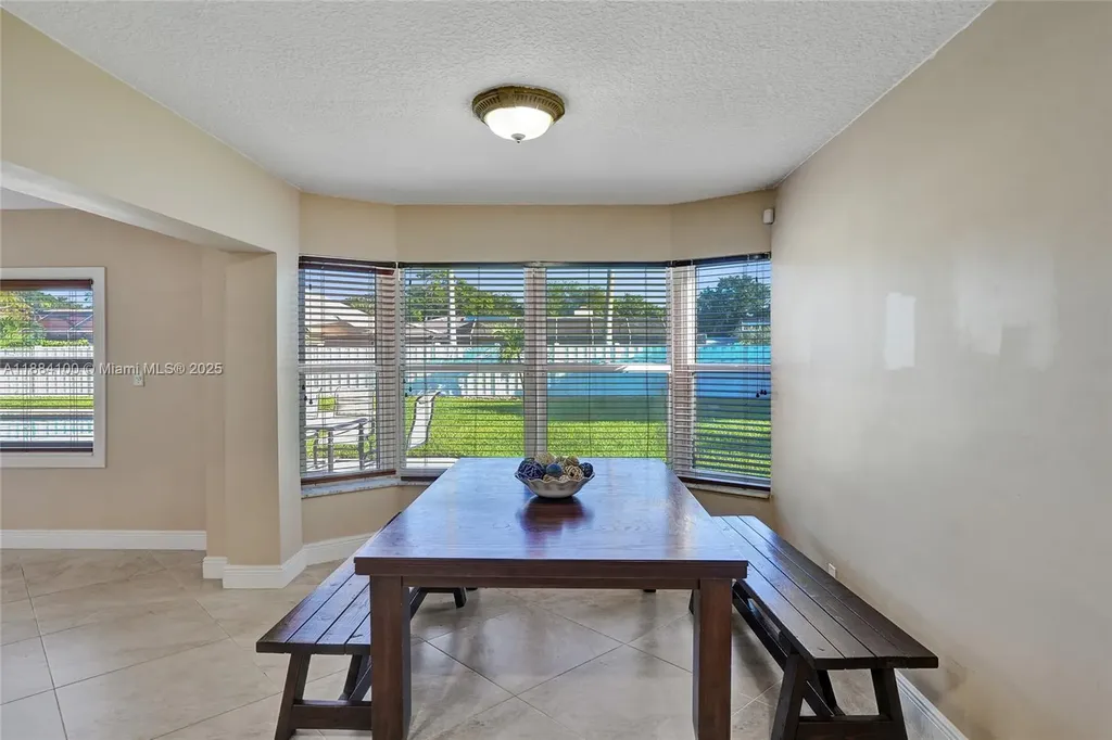 10419 NW 1st Place Coral Springs FL 33071