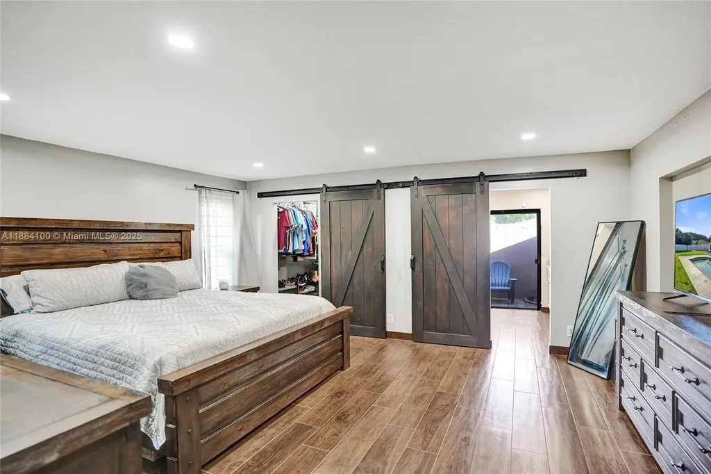 10419 NW 1st Place Coral Springs FL 33071