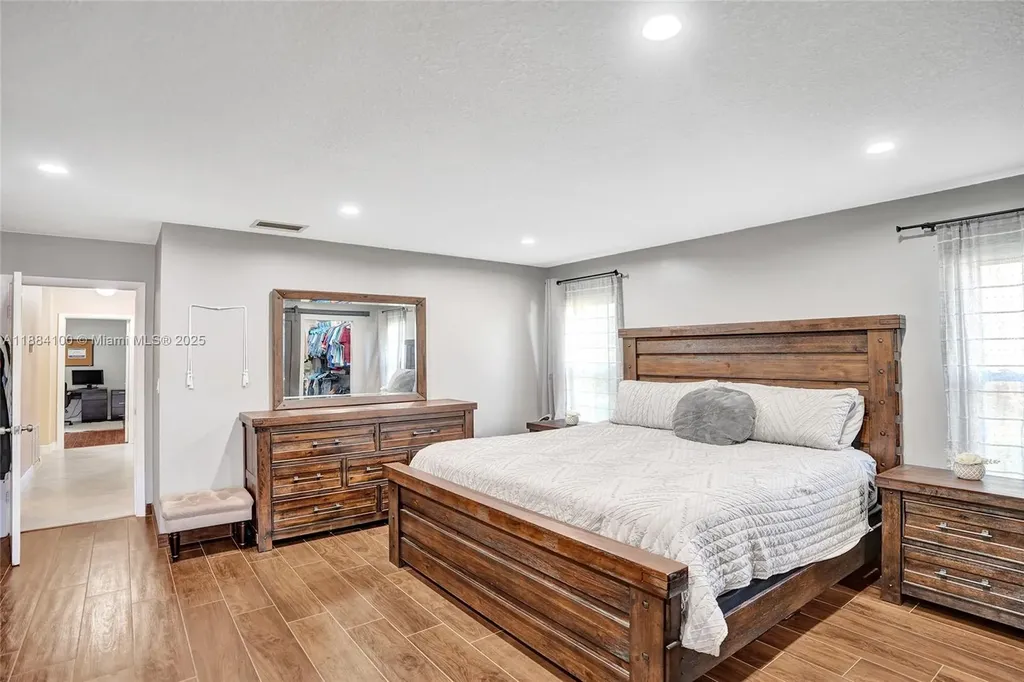 10419 NW 1st Place Coral Springs FL 33071