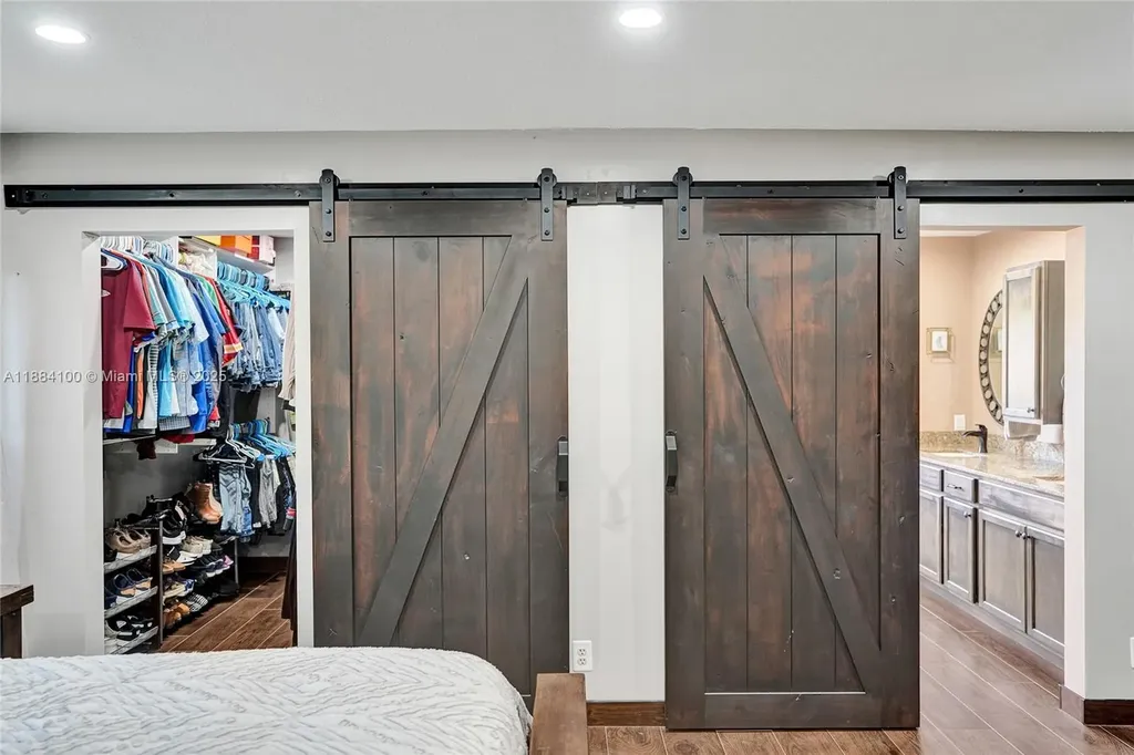 10419 NW 1st Place Coral Springs FL 33071