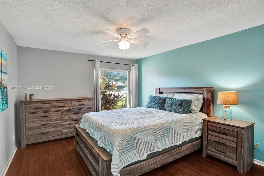 10419 NW 1st Place Coral Springs FL 33071