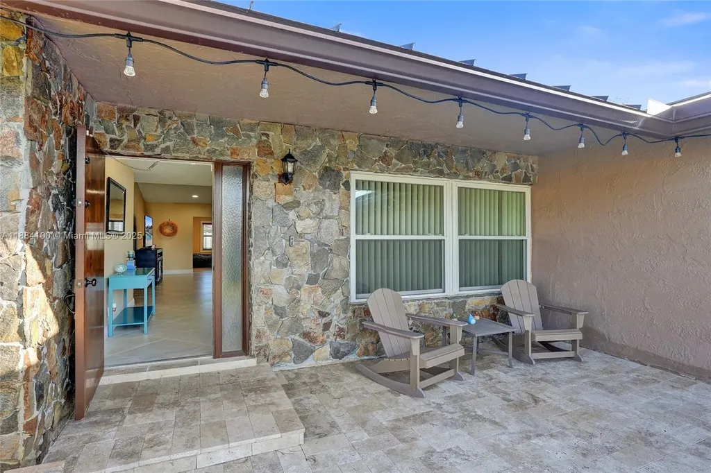 10419 NW 1st Place Coral Springs FL 33071