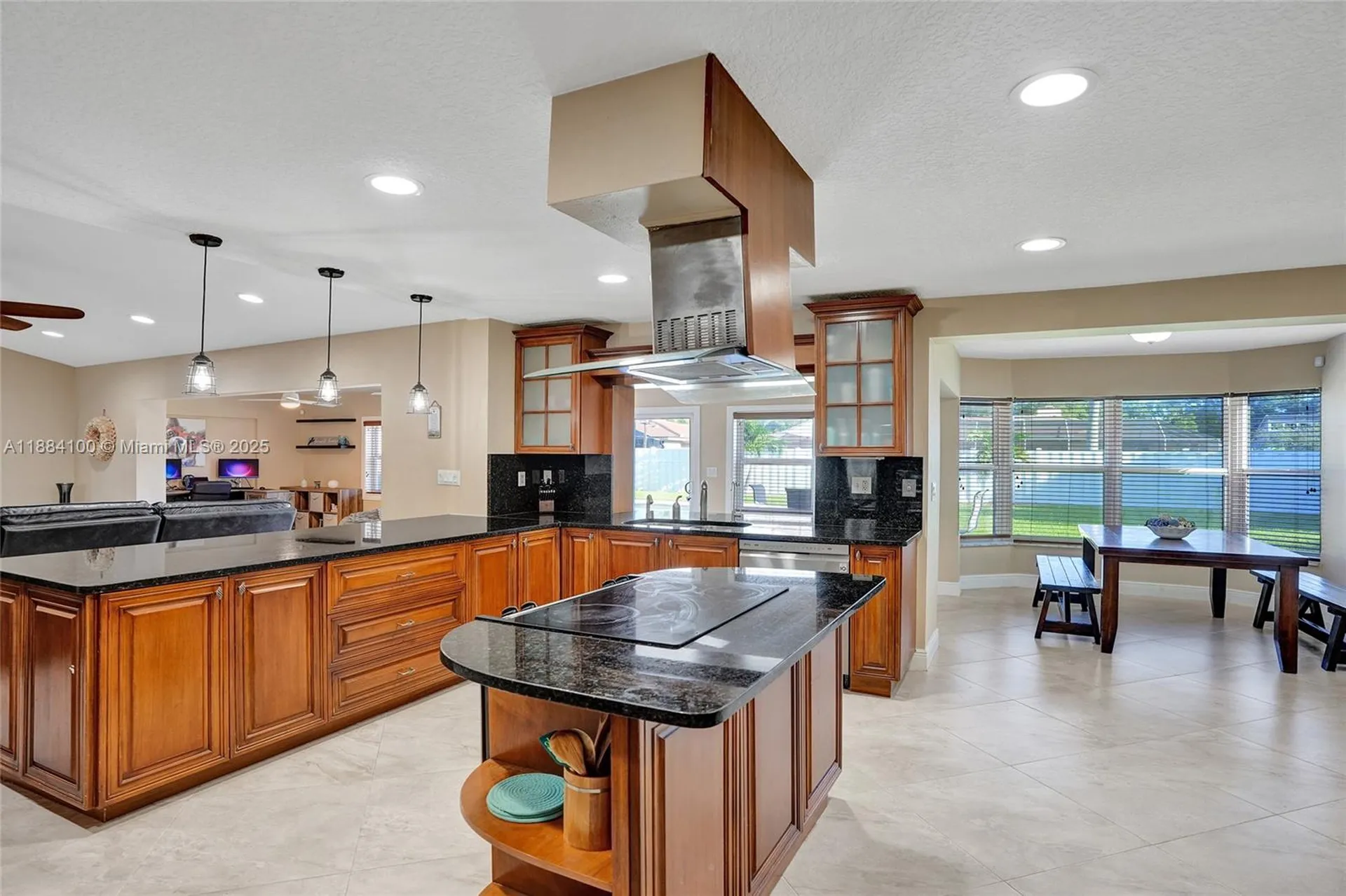 10419 NW 1st Place Coral Springs FL 33071