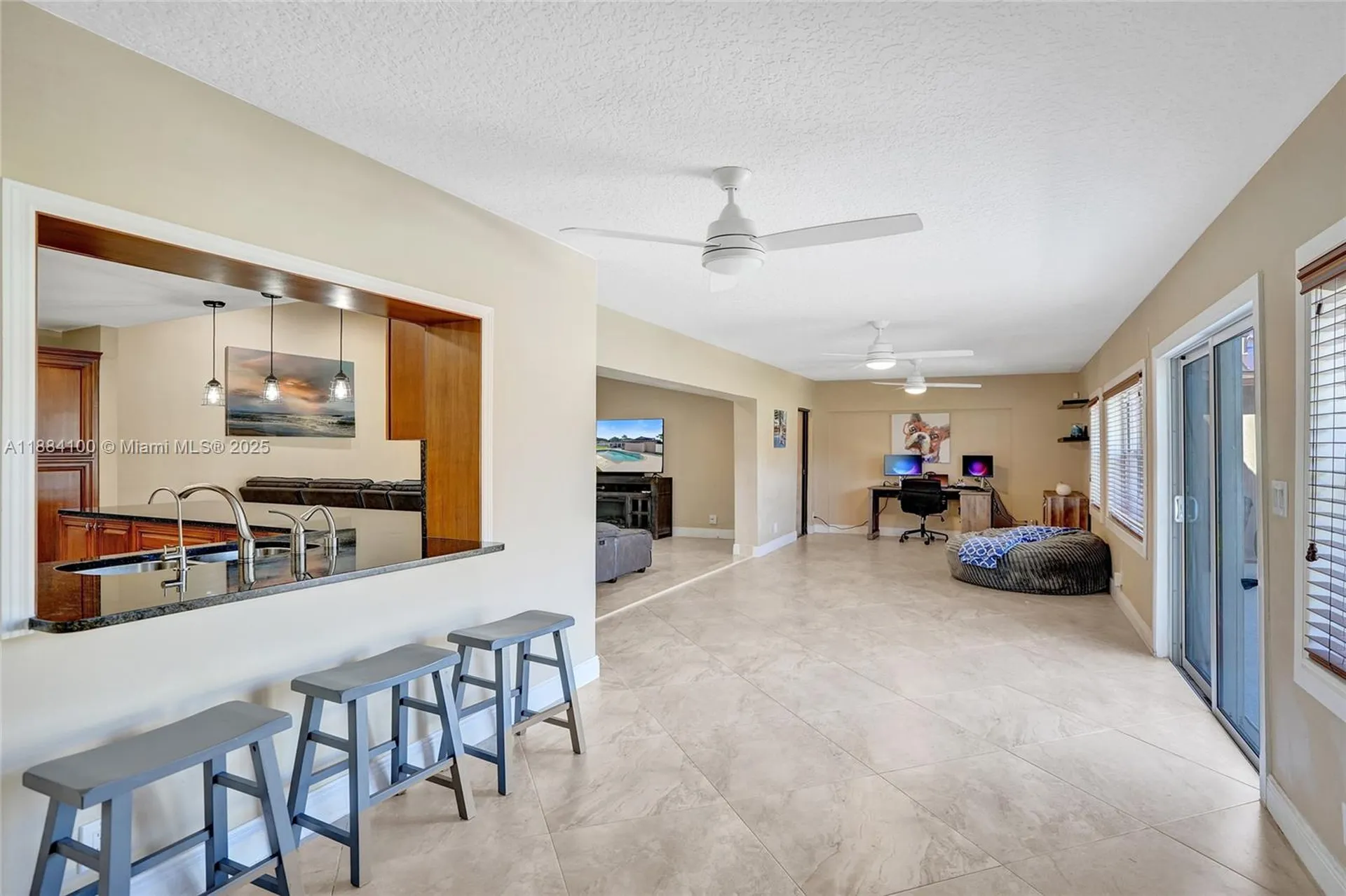 10419 NW 1st Place Coral Springs FL 33071