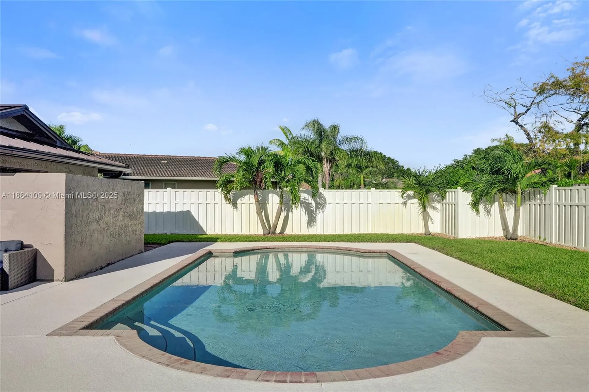 10419 NW 1st Place Coral Springs FL 33071