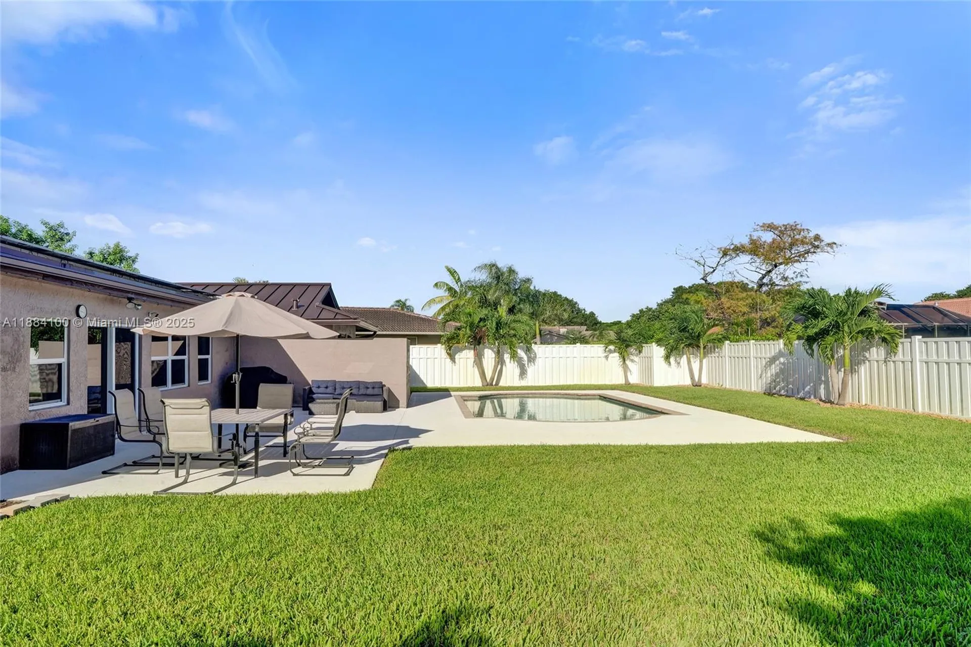 10419 NW 1st Place Coral Springs FL 33071