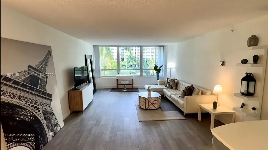 1500 Bay Road Miami Beach FL 33139