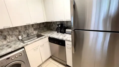 1500 Bay Road Miami Beach FL 33139