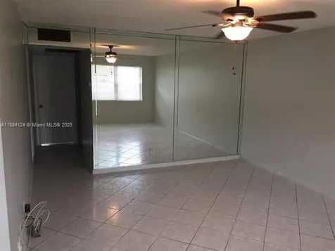 182 Markham I Deerfield Beach FL 33442