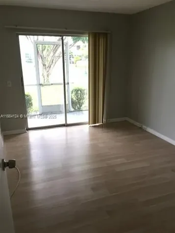 182 Markham I Deerfield Beach FL 33442