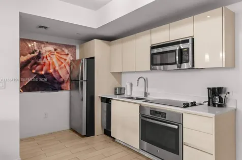 Hallandale Beach FL 33009