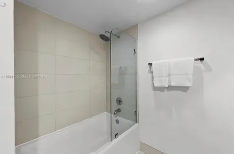 Hallandale Beach FL 33009
