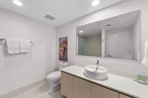Hallandale Beach FL 33009