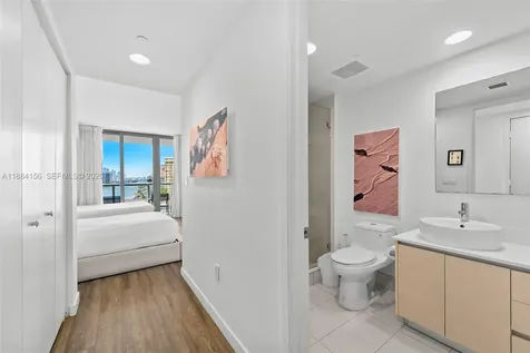 Hallandale Beach FL 33009