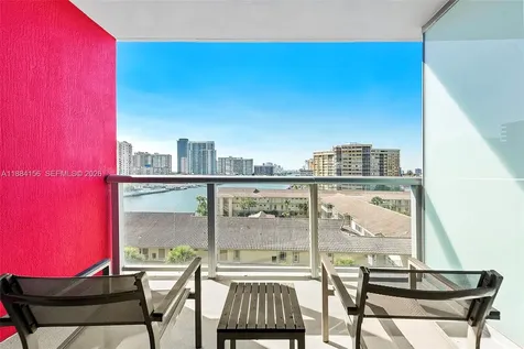 Hallandale Beach FL 33009