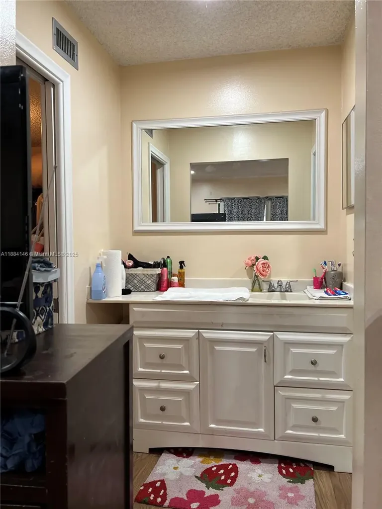 3361 NW 85th Avenue Coral Springs FL 33065
