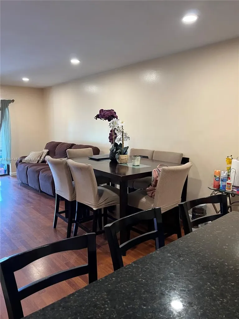 3361 NW 85th Avenue Coral Springs FL 33065