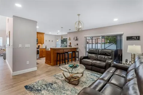 1036 NW 187th Avenue Pembroke Pines FL 33029