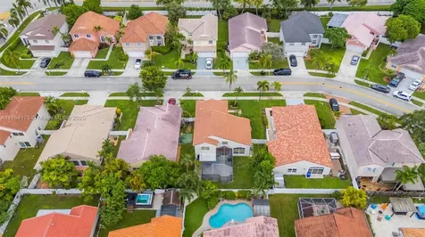 1036 NW 187th Avenue Pembroke Pines FL 33029