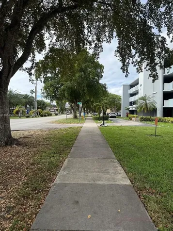 1201 NE 191st Street Miami FL 33179