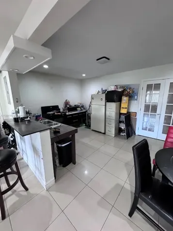 955 SW 75th Avenue Miami FL 33144