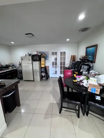 955 SW 75th Avenue Miami FL 33144