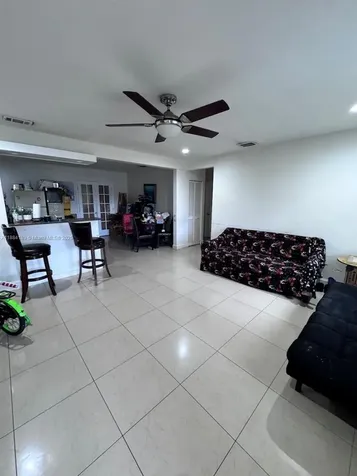 955 SW 75th Avenue Miami FL 33144