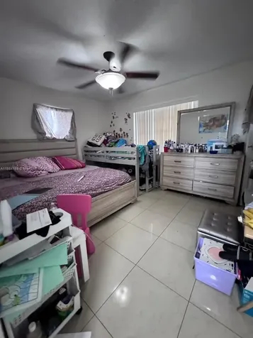 955 SW 75th Avenue Miami FL 33144