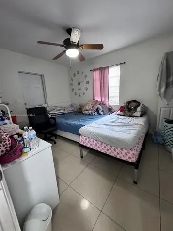 955 SW 75th Avenue Miami FL 33144