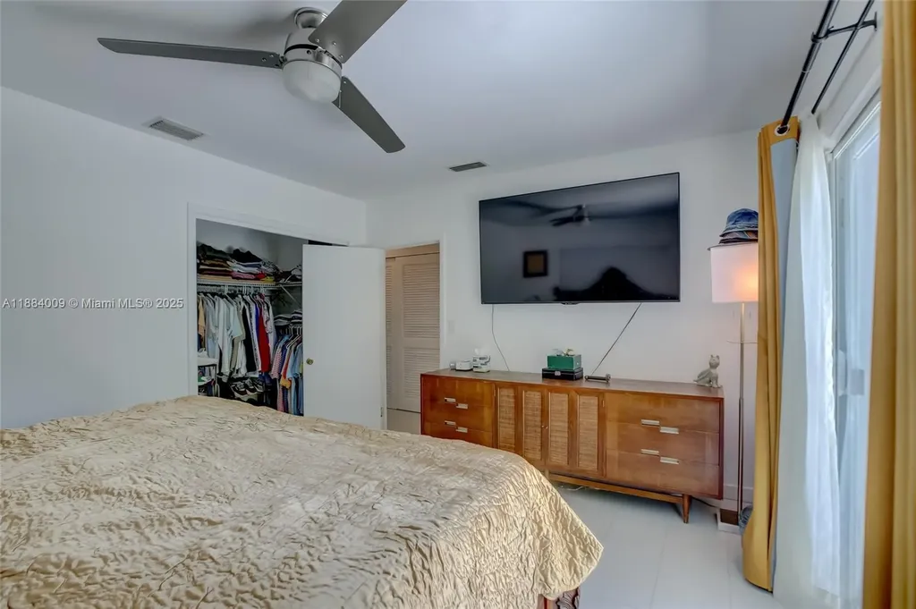2601 NE 11th Court Fort Lauderdale FL 33304