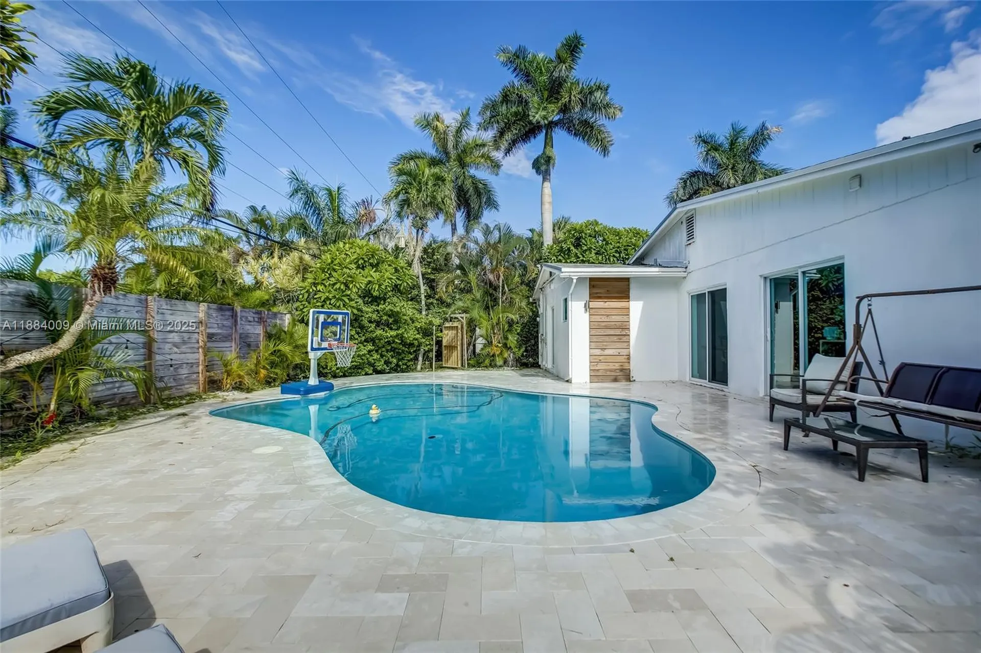 2601 NE 11th Court Fort Lauderdale FL 33304