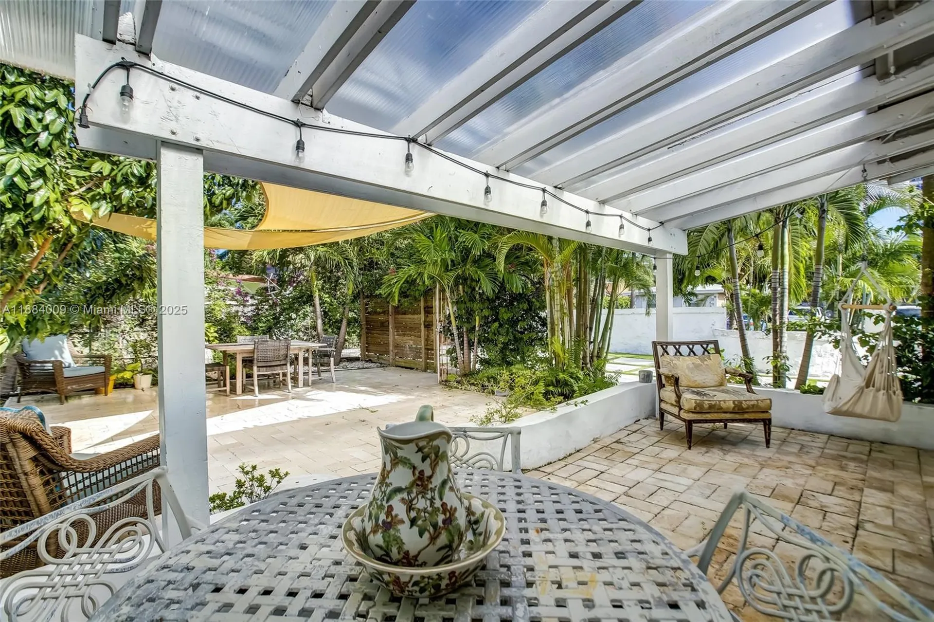 2601 NE 11th Court Fort Lauderdale FL 33304