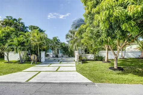 2601 NE 11th Court Fort Lauderdale FL 33304