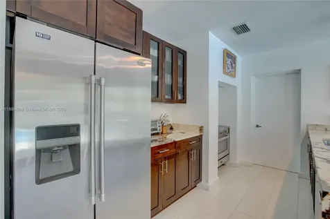 2601 NE 11th Court Fort Lauderdale FL 33304