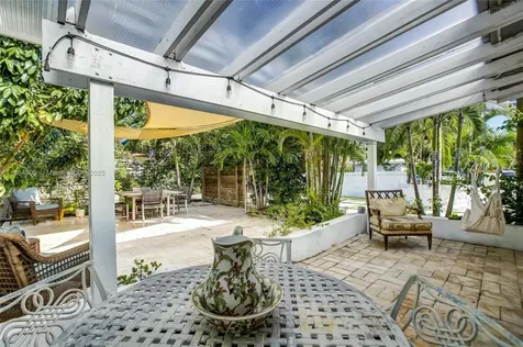 2601 NE 11th Court Fort Lauderdale FL 33304