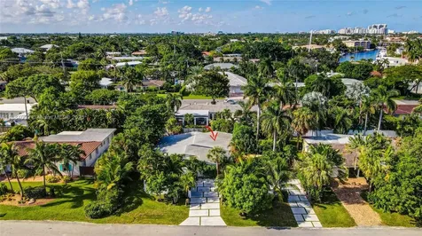 2601 NE 11th Court Fort Lauderdale FL 33304